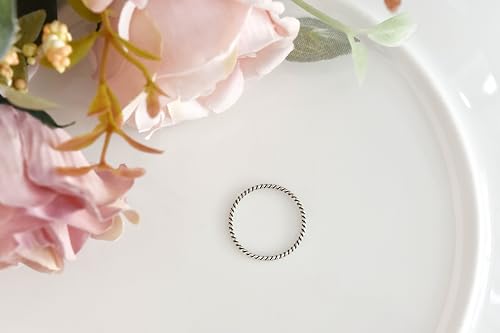AeraVida Stylish Twist Oxidized and Polished Sterling Silver Band Ring | Ring for Women | Adorable Gift for Daughter | Anniversary Jewelry Gift Ring Size 7-9