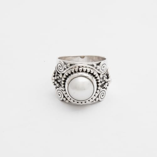NOVICA Artisan Handmade Cultured Pearl Flower Ring Sterling Silver Cocktail White Indonesia Birthstone [crownbezel 0.5 in L x 0.5 in W x 0.3 in H Band Width 10 mm W] ' White Frangipani'