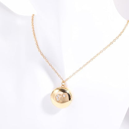 Locket Necklace for Women, Vintage Dainty Gold Heart Oval Butterfly Star Moon Engraved Picture Photo Lockets Pendant Necklaces Memorial Necklace Personalized Jewelry Valentine Gifts - style: Star Moon Round