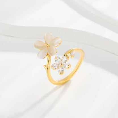 Kokoma Dainty Flower Ring for Women Sparkling Cubic Zirconia Daisy Open Statement Rings Pearl Chic Engagement Promise Ring Wrap Finger Band - color: White