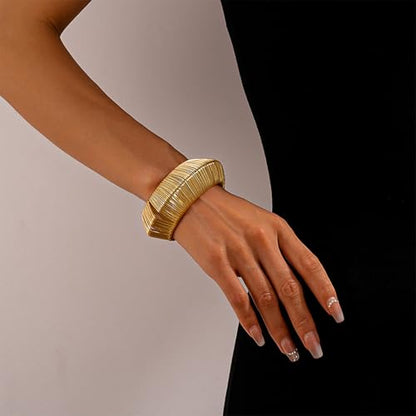 Chunky Cuff Bracelets for Women Wide Gold/Silver Cuffs Bangle Hollow Out Adjustable Bracelets Punk Vintage Jewelry - style: U-Gold A
