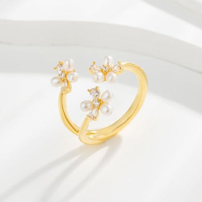 Kokoma Dainty Flower Ring for Women Sparkling Cubic Zirconia Daisy Open Statement Rings Pearl Chic Engagement Promise Ring Wrap Finger Band - color: Pearl