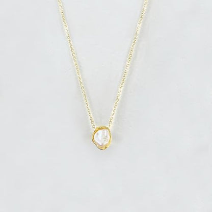 Baroque Pearl Necklaces for Women, Single Pearl Dainty Gold Necklace，Drop Pendant Necklace with Irregular Pearls Vintage Wedding Jewelry