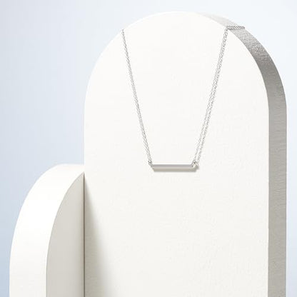 Amazon Essentials Women's Sterling Silver Horizontal Bar Necklace, 18"