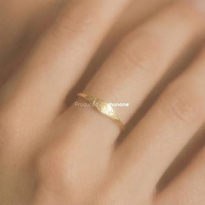 Sunshine Engraved Rings for Women Men,18k Gold Plated Stacking Ring | 18k Gold Plated Titanium Stacking Rings,'You Are My Sunshine' Statement Bands - color: Gold Signet-1mm