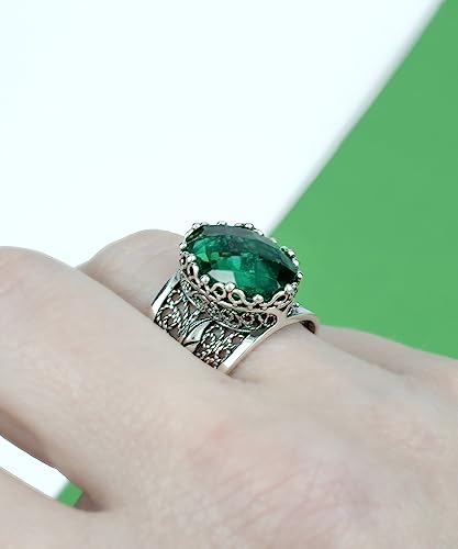 Filigranist 925 Sterling Silver Filigree Art Lace Embroidery Tulip Detailed Gemstone Women Cocktail Ring, Luxurious Gift Boxed - color: Emerald