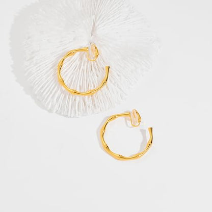 WOWORAMA Chunky Gold Hoop Clip On Earrings for Women | Large Chunky Hoops Clips Earrings, Polished Gold-Plated Clip-On Hoops, Statement Non Pierced Jewelry - color: 40mm Large Hoops
