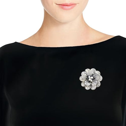 AeraVida Wild & Stylish Black & White Pearls with Painted Stripes on Mother of Pearl Seashell Floral Brooch Pin for Retro Zebra or Animal Print Inspired Fashion Accessories