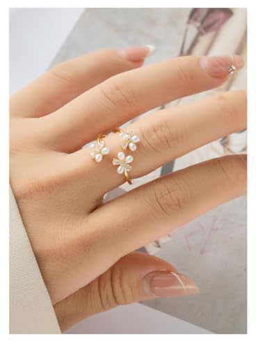 Kokoma Dainty Flower Ring for Women Sparkling Cubic Zirconia Daisy Open Statement Rings Pearl Chic Engagement Promise Ring Wrap Finger Band - color: Pearl