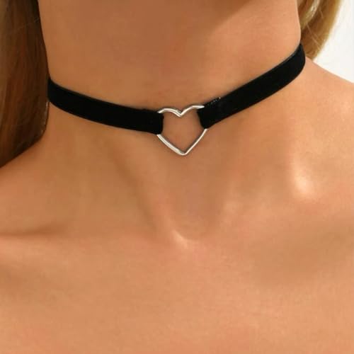 Fesciory Black Necklaces for Women, Adjustable Layered Velvet Leather Lace Collar Necklace, Goth Jewelry Gifts. - color: Heart