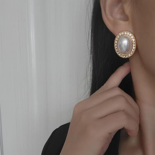 Pearl and Rhinestone Stud Earrings for Women Retro Statement Earrings Wedding Party Prom Jewelry - color: Mabe Pearl-Gold