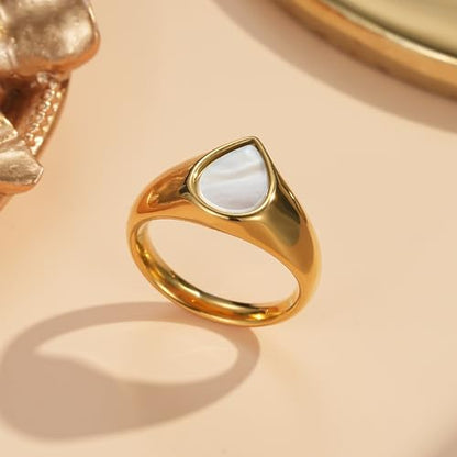 YeGieonr Gold Rings for Women Trendy Non Tarnish Chunky Gold Plated Ring, Waterproof Stainless Steel Gold Jewelry Gift - color: Heart Shell, size: 6