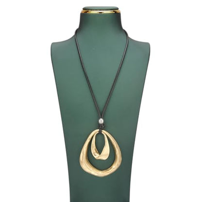 GelConnie Leather Necklace for Women Round Wooden Pendant Long Leather Choker Vintage Sweater Necklace Gold Chunky Boho Necklaces for Women - style: Gold 2 Circles Pendant
