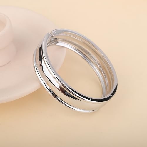Grunge Minimalist Metal Wide Irregular Bangle Cuff Bracelet Hammered Open Wrist Cuff Gothic Chunky Bangle Statement Bracelets for Women