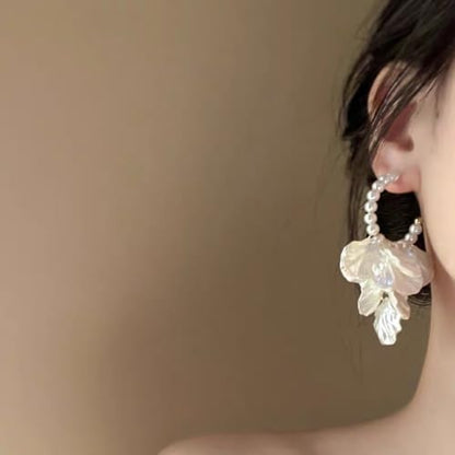 Seashell Pearl Stud Earrings for Women Ocean Sea Theme Sweet Double Layer Acrylic Shell Lightweight Dangle Drop Earrings for Summer Beach Holiday Halloween Party Jewelry Accessories - color: Pearl open hoops