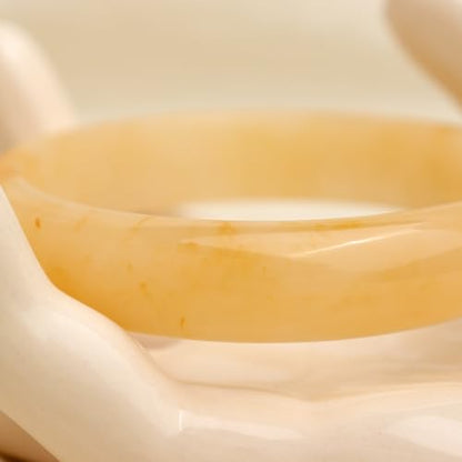 Chunky Resin Wide Bangle Bracelets for Women, Trendy Statement Minimalist Acrylic Bracelet Prom Holiday Jewelry Gift - color: Beige