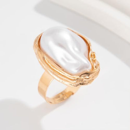 GIGB PBDK Gold Plated Baroque Pearl Ring for Women Fashion Chunky Irregular Pearl Knuckle Statement Ring Minimalist Promise Ring Bridal Wedding Charm Jewelry - color: Gold