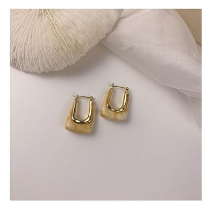 Chunky Clear Retro U Shaped Hoop Minimalist Square Resin Huggie Earrings for Women - color: Yellow