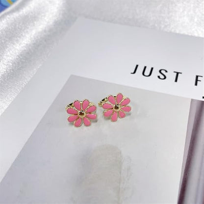 Cute Daisy Flower Ear Cuff Earring Cartilage Clip On Non Piercing Lovely Sweet 14K Gold Plated White/Pink Enamel Floral Fake Huggie Hoops Earrings for Women Hypoallergenic Fashion Trendy Jewelry Gifts 14*15mm - color: Pink