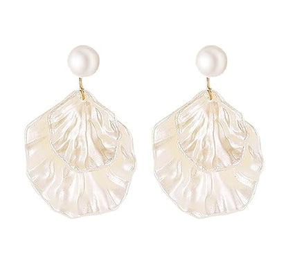 Seashell Pearl Stud Earrings for Women Ocean Sea Theme Sweet Double Layer Acrylic Shell Lightweight Dangle Drop Earrings for Summer Beach Holiday Halloween Party Jewelry Accessories - color: Shell white