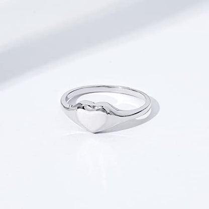 Amazon Essentials 14K Plated Sterling Silver Round Signet Ring - color: Silver, size: 6, style: Heart
