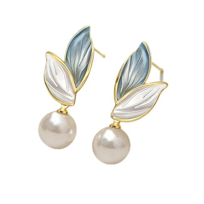 Retro Blue White Leaf Pearl Earrings for Women Light Luxury Faux Pearl Earrings Zinc Alloy Pearl Drop Earrings Casual Daily Wear Accessories for Parties