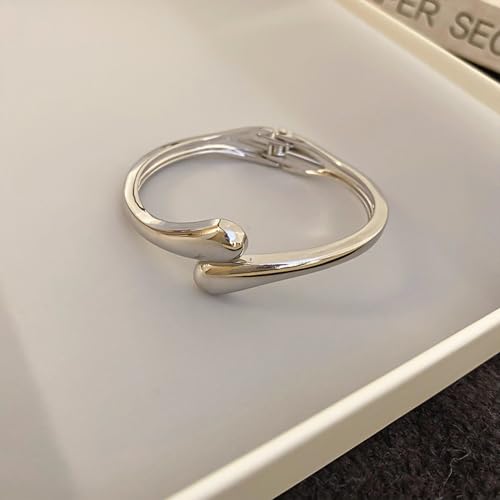 MIFYNN Chunky Gold Bracelet for Women Gold Bangle Bracelet Twisted Hinged Spiraled Oval Bracelets Trendy Irregular Minimalist Open Wide Wrist Cuff Bracelets Statement Jewelry Gift - color: Silver