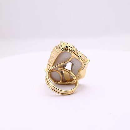 Ring Geode Druzy Slice Unique And Stylish Statement Gold Plated Jewelry Natural Gemstone Stone size 25-35 mm Approximately Adjustable Shank US Scale Size 6-9 - color: Gray, 6