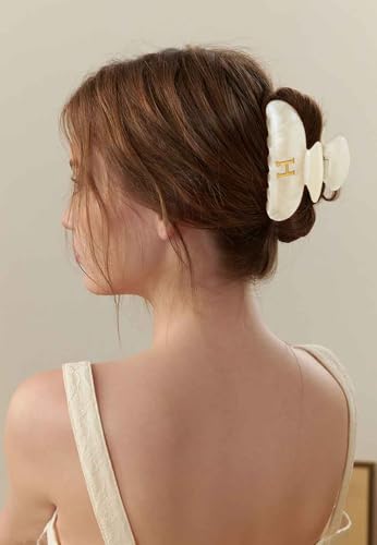 LILIE&WHITE Acrylic Letter Hair Clips For Women Stylish H Monogram | Alphabet Hair Clip Fashion Glitter Claw Clip Elegant And Durable Hair Accessory Large Hair Clips H - color: HC22539H