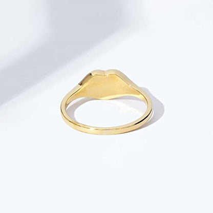 Amazon Essentials 14K Plated Sterling Silver Round Signet Ring - color: Yellow Gold, size: 7, style: Heart