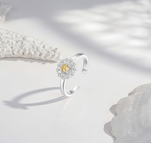 Step Forward 925 Sterling Silver Toe Rings for Women - Adjustable Infinity Daisy Starfish Butterfly Stylish Toe Ring Band for Woman - Summer Vacation Beach Boho Foot Jewelry Gifts - style: Daisy