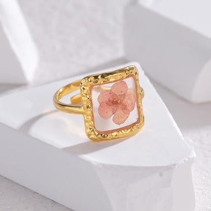 Hebelee Handmade Dried Flower Statement Ring for Women | Gold-Toned Stainless Steel,Adjustable,Pressed Blossom Forget-Me-Not Flowers Open Band Rings,Wedding Holiday Jewelry - color: Square Pink