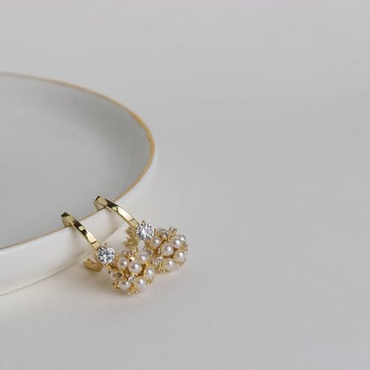 Sonateomber Christmas Tree Dangle Small Gold Hoop Earrings for Women, Cute Sparkly CZ Rhinestone Maple Clover Leaf Drop Earings Thanksgiving Holiday Accessories Fashion Jewelry Gift - color: Pearl White