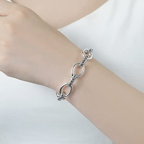 UNY JEWEL Jewelry Make a Statement with Foxtail Link Chain Bracelet Designer Brand Inspired Women Valentine - color: Silver