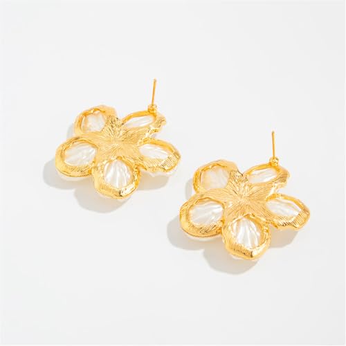 Seashell Pearl Stud Earrings for Women Ocean Sea Theme Sweet Double Layer Acrylic Shell Lightweight Dangle Drop Earrings for Summer Beach Holiday Halloween Party Jewelry Accessories - color: White shell studs