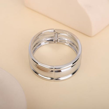 Grunge Minimalist Metal Wide Irregular Bangle Cuff Bracelet Hammered Open Wrist Cuff Gothic Chunky Bangle Statement Bracelets for Women
