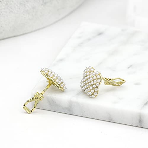 YOQUCOL Simulated Pearl Flower-Cluster Shape Clip On Stud Earrings Non Pierced Ear Earrings for Women - color: Four-leaf