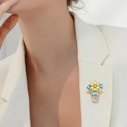Rhinestone Flower Brooch Cute Floral Crystal Pearl Brooches and Pins for Women Gold brooch Fashion Jewelry for Women Men Gift - color: Crystal flower basket