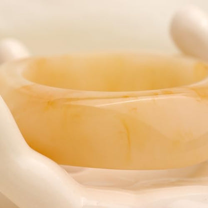 Chunky Resin Wide Bangle Bracelets for Women, Trendy Statement Minimalist Acrylic Bracelet Prom Holiday Jewelry Gift - color: Wide Beige