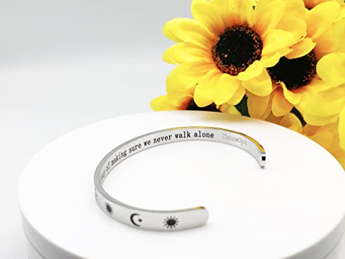 Dczosily Inspirational Bracelets for Women Stainless Steel Cuff Bracelet Engraved Jewelry Motivational Bangles Personalized Gifts for Best Friend/Mom - style: Sister-A sister is God's way of making sure we never walk alone