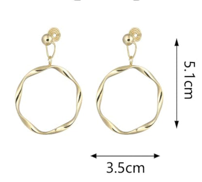 A Season Women Twisted Gold/Silver Round Clip On Hoop Earrings for Non Pierced Ears Hoops Earrings, Small/Medium/Large (Large Round Dangle)