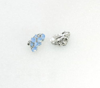 Faship Gorgeous Clip Ons Floral Earrings - color: Light Sapphire Opal