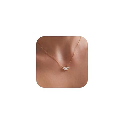 Diamond Pendant Necklaces for Women, Dainty 18k Gold/White Gold Plated Necklace, Gold/Silver Simple Choker Necklaces for Women, Trendy Jewelry Gifts - color: Leaf -Gold