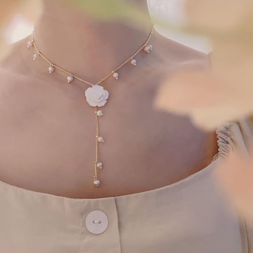 Boho Pearl Drop Necklace for Women White Flower Pendant Necklace Pearl Y Necklace Chain Flower Y Lariat Necklace Pearl Y Drop Chain Necklace Gold Pearl Bead Necklace Jewelry for Girls