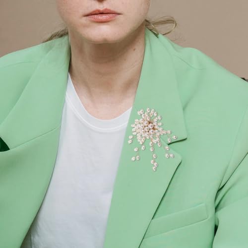 Pearl Brooch Pin Floral Faux Pearl Sweater Clip for Women Button Jewelry Accessory for Dresses and Jackets