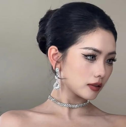 Elegant Rhinestone Statement Earrings Sparkly Cluster Crystal Drop Dangle Earrings Teardrop Chandelier Earrings Wedding Bridal Prom Earrings for Women - color: A:White