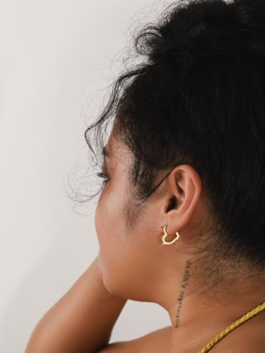 Huggie Hoop Spike Heart Earrings, Gothic Punk Grunge Emo Y2k Earrings, Goth Jewelry, Christmas Jewelry Gift For Women - color: gold
