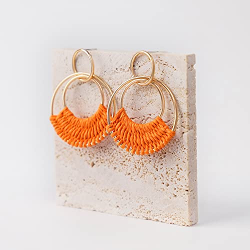 Raffia Hoop Earrings for Women Fun Boho Summer Beach Earrings Lightweight Handmade Straw Wicker Rattan Dangle Earrings Statement Geometric Round Drop Earrings - color: Orange - Round