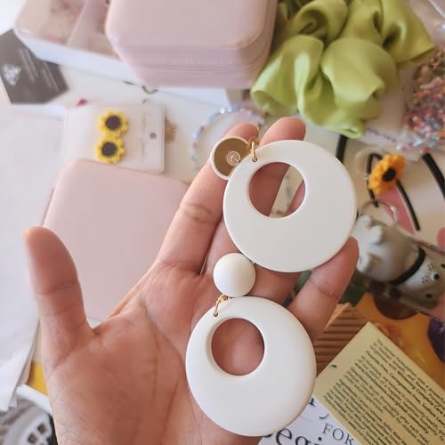 White Circle Hoop Earrings for Women, Resin Minimalist Boho Earrings, Unique Retro 70s Inspired Round Earrings for Parties, Daily Wear