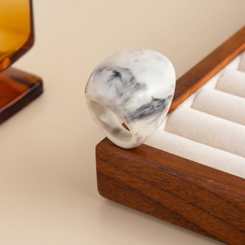 Women's Chunky Statement Resin Ring - Big Acrylic Fashion Jewelry with Marble/Amber Pattern, Lightweight Retro Ring for Daily/Party Wear - color: White
